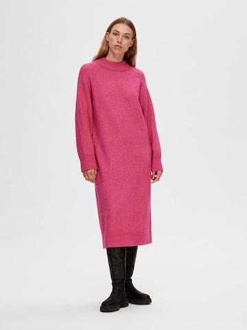 SELECTED FEMME Knitted dress 'Rena' in Pink