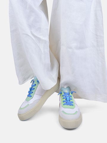 Crickit Sneakers laag ' OAKLI ' in Wit: voorkant