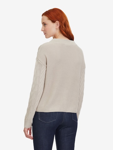 Betty Barclay Sweater in Beige