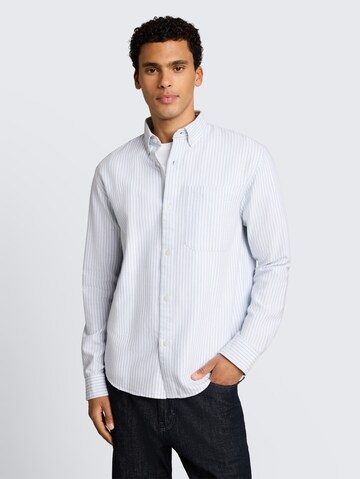 TOM TAILOR DENIM Comfort Fit Hemd in Blau: Vorderseite