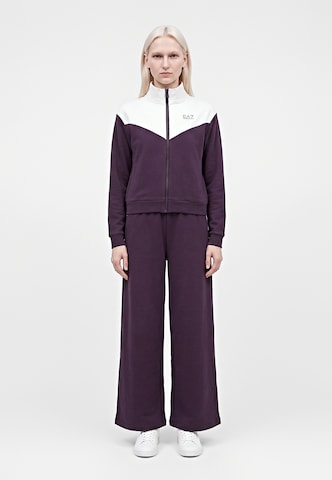 Trening de la EA7 Emporio Armani pe mov: față