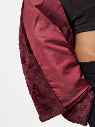 Veste mi-saison PIECES en rouge