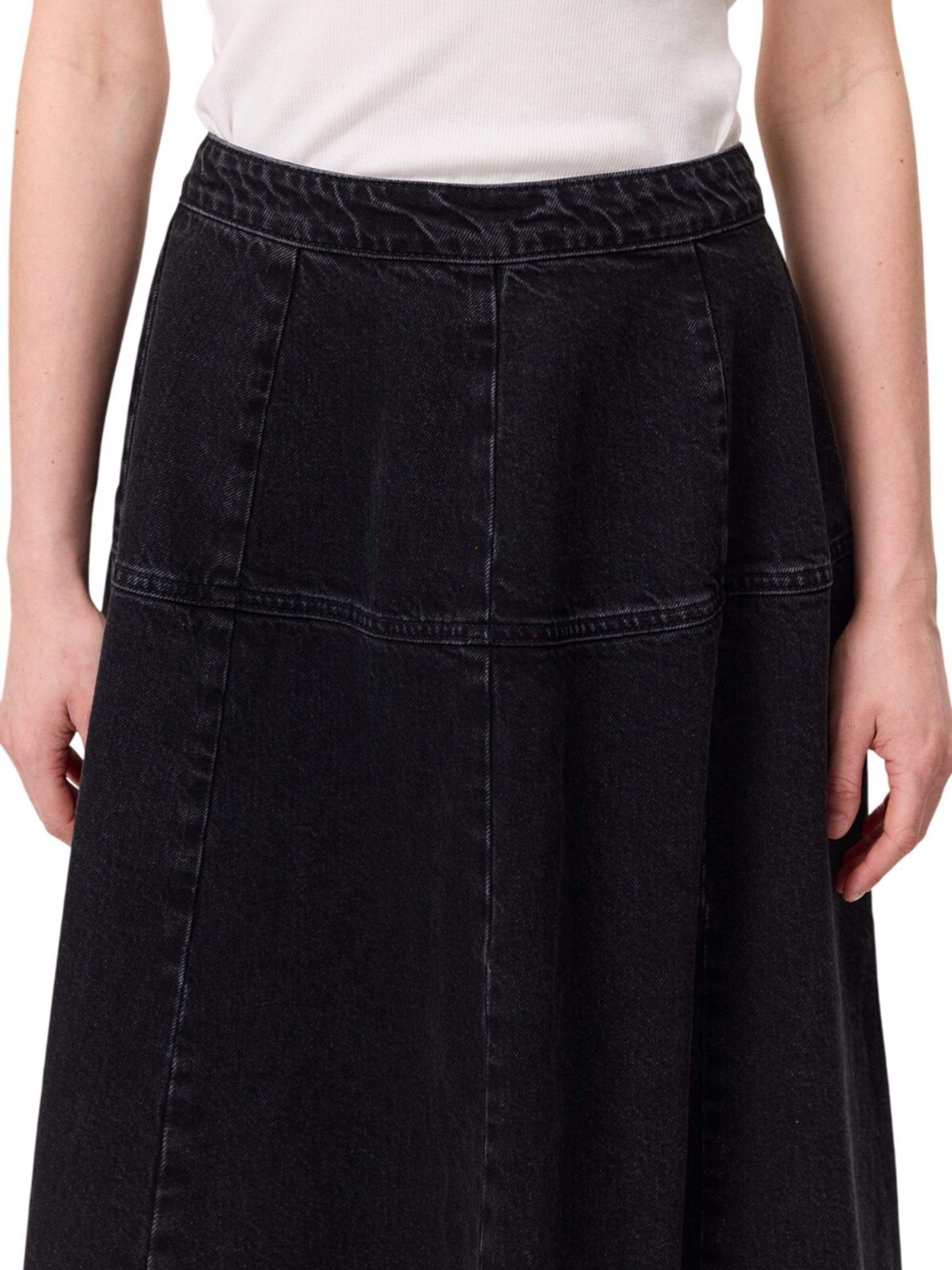 MANUKA Skirt in Black
