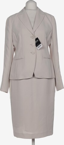 Madeleine Workwear & Suits in L in White: front