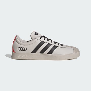 Chaussure de sport 'Audi F1 Team VL Court' ADIDAS PERFORMANCE en blanc