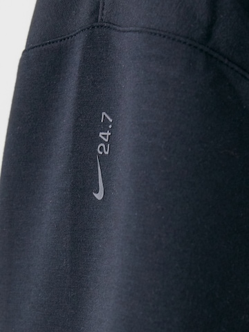 Sweat de sport NIKE en noir