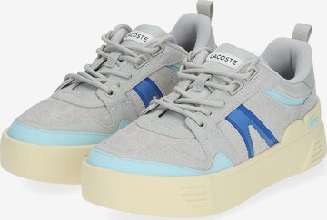 Baskets basses LACOSTE en gris