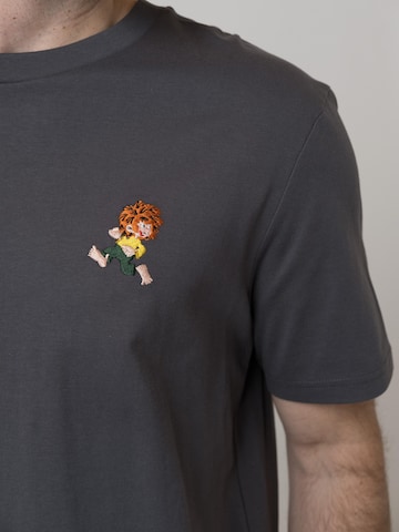 Bavarian Caps Shirt 'Grantler Klub: Pumuckl'‌‌‌‌‌‌‌‌ in Grau