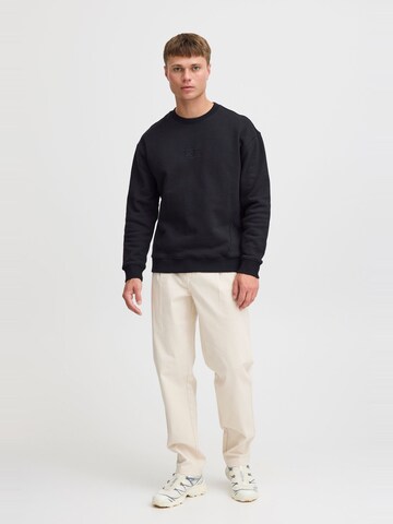 !Solid - Sudadera 'MORIS' en negro