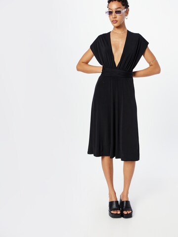 Coast Kleid in Schwarz