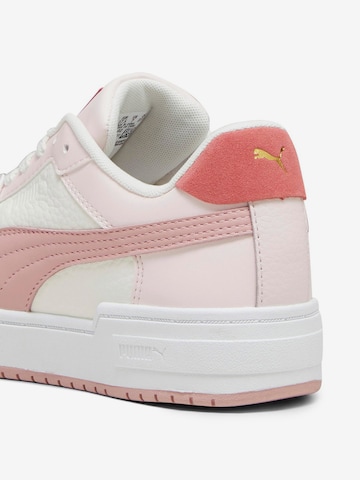 Sneaker low de la PUMA pe roz