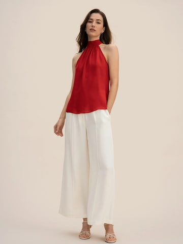 Lilysilk - Blusa 'Seidengeorgette Top mit Neckholder' en rojo