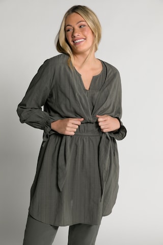 Ulla Popken Blouse in Grey: front