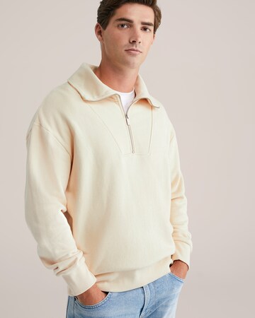 WE Fashion Свитшот в Белый: спереди