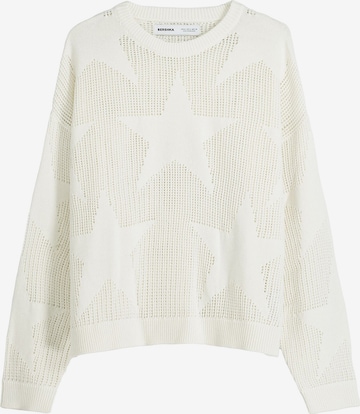 Pull-over Bershka en blanc : devant