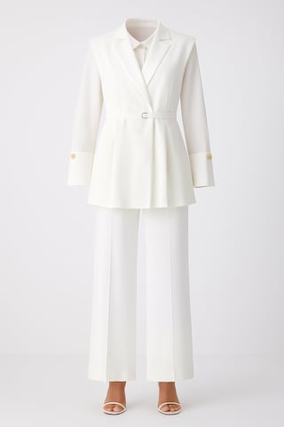 Touche Prive Suit in Beige