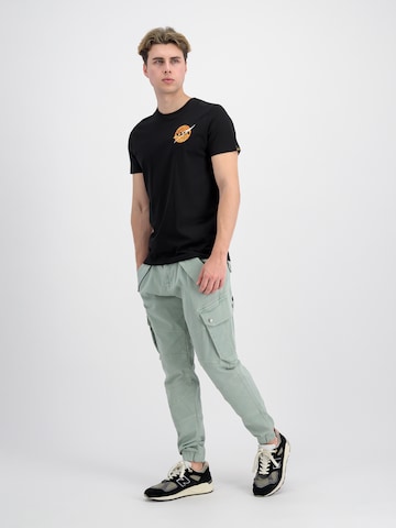 ALPHA INDUSTRIES Tapered Cargo trousers in Green