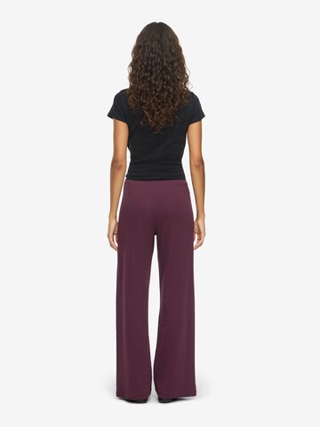 Regular Pantalon 'NMStormi' Noisy may en rouge