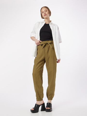 Tapered Pantaloni 'Hadley' di Thought in verde