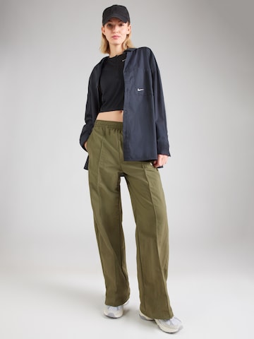 Nike Sportswear Blouse 'CHLL' in Zwart