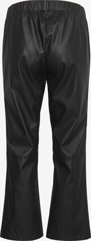 Regular Pantaloni 'Cassandra' de la CULTURE pe negru