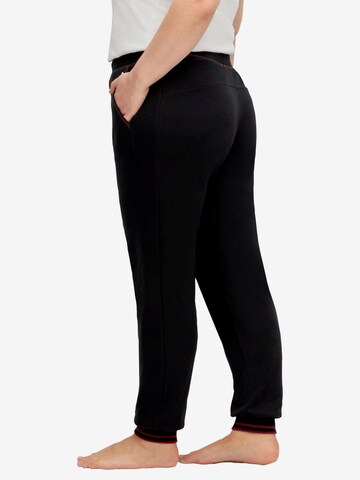 SHEEGO - Tapered Pantalón en negro