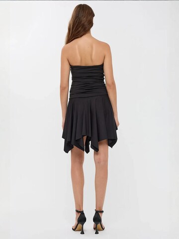 Abito di Hiccup in nero