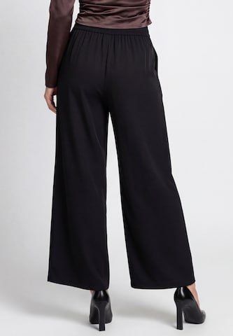 faina Loose fit Pleat-Front Pants in Black