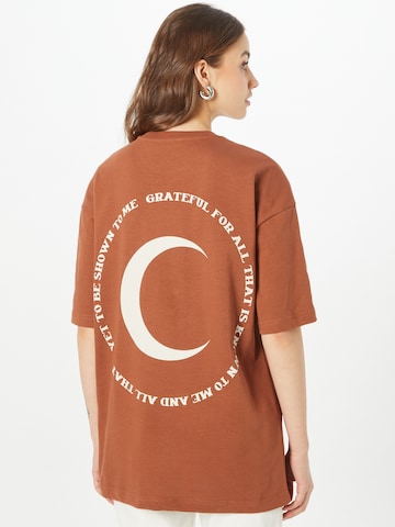 T-Shirt 'Anian' ABOUT YOU Limited en marron