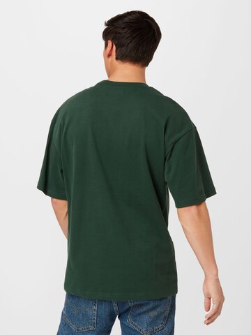 Pequs - Camiseta 'CHASING DREAMS' en verde