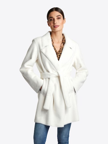 Rich & Royal Between-seasons coat in White: front