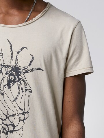 Tricou 'Dead Hand Wren' de la tigha pe bej