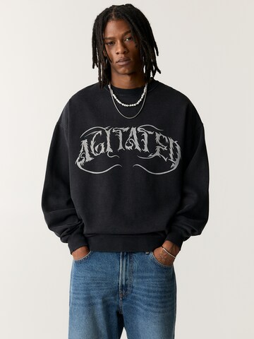 Felpa di Pull&Bear in grigio: frontale