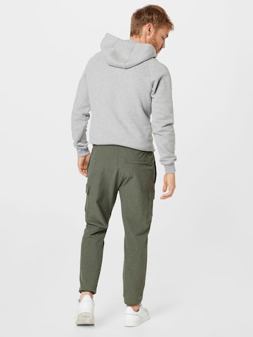 Abercrombie & Fitch Tapered Cargo Pants 'TRAVELER' in Green