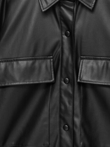 Pull&Bear Between-Season Jacket in Black