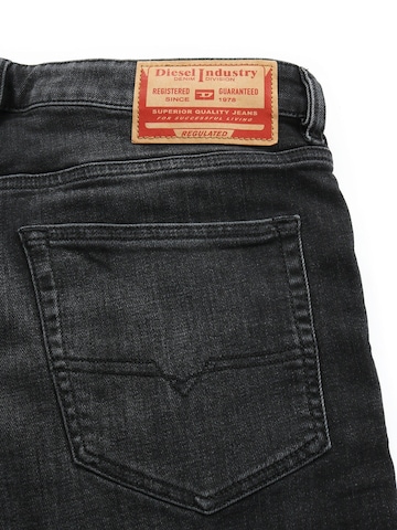DIESEL Slimfit Jeans 'D-LUSTER'‌‌‌‌‌ in Schwarz