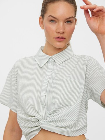 VERO MODA Blouse 'Oca' in Groen