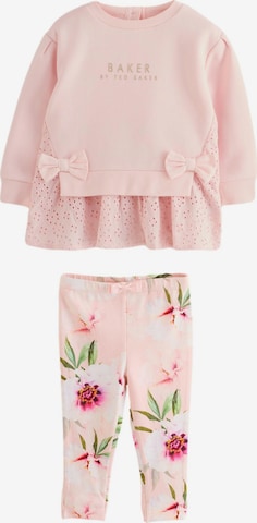 Baker by Ted Baker Setti värissä vaaleanpunainen: etupuoli