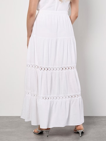 Jupe Apricot en blanc