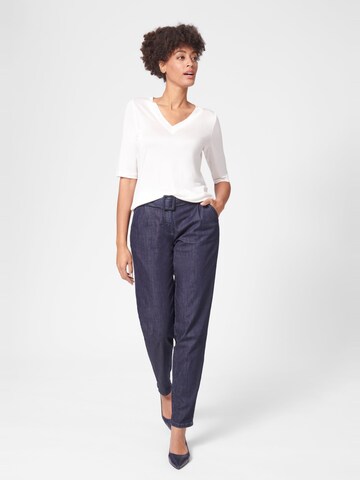 MADELEINE Tapered Jeans in Blauw