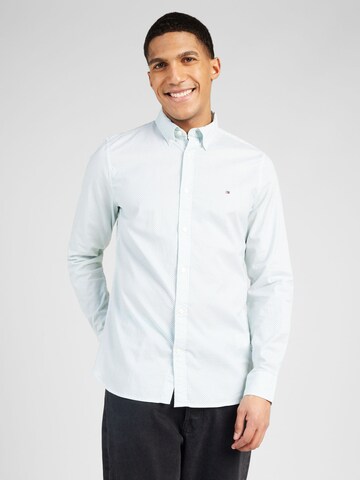 Coupe slim Chemise 'FLEX' TOMMY HILFIGER en blanc : devant