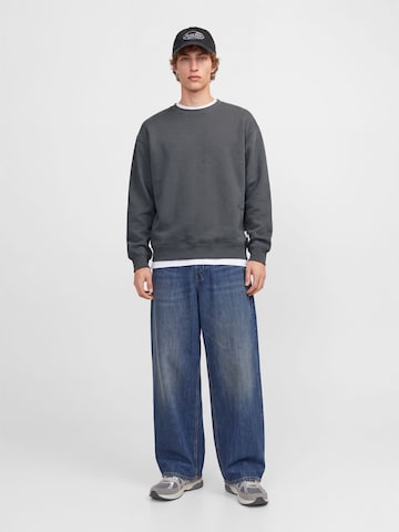 JACK & JONES - Sudadera en gris