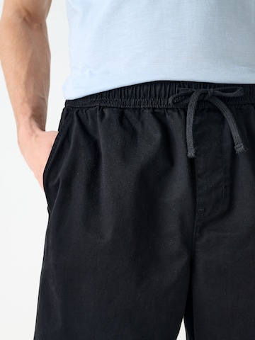 Loosefit Pantalon Next en noir