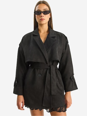 Bianco Lucci Tussenmantel in Zwart: voorkant