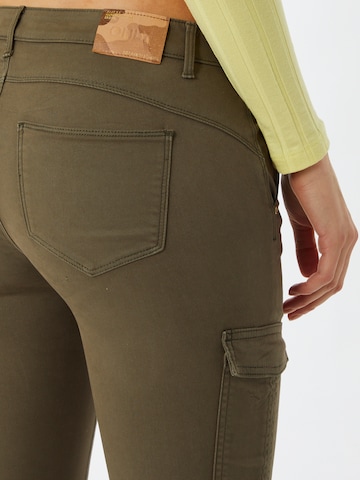 Skinny Pantalon cargo 'Cole Mirinda' ONLY en vert
