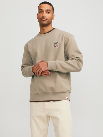 R.D.D. ROYAL DENIM DIVISION Sweatshirt 'Dean' in Beige: predná strana