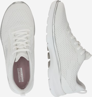 Chaussure de sport SKECHERS en blanc