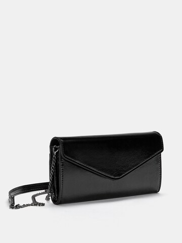 Pull&Bear Clutchväska i svart