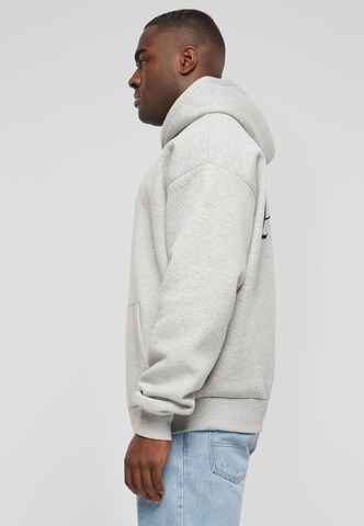 Prohibited Sweatshirt in Grau