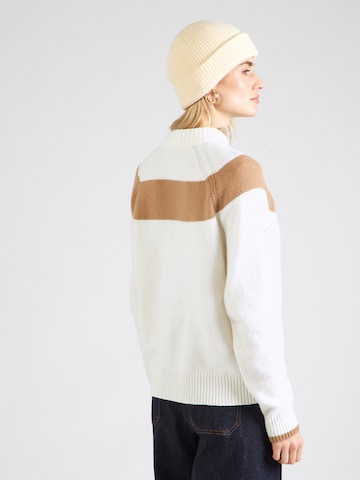 Pull-over 'Firane' BOSS en blanc : derrière